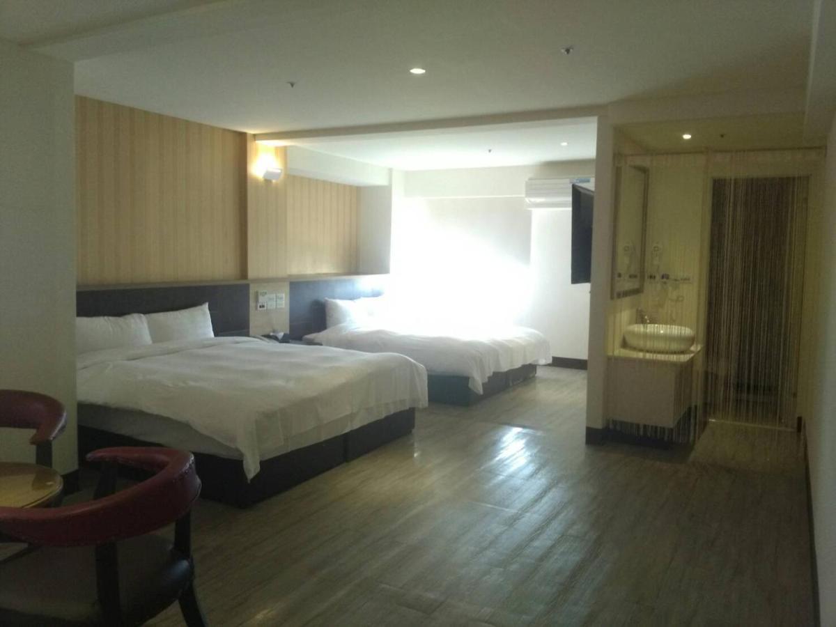 Dengfeng Milan Business Hotel Huwei Eksteriør bilde